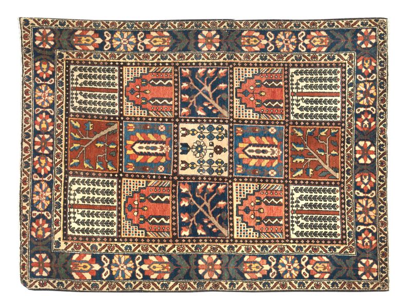      TAPPETO BAKHTIARI, PERSIA, 1940   - Auction Online Auction | Furniture, Works of Art and Paintings from Veneta propriety - Pandolfini Casa d'Aste