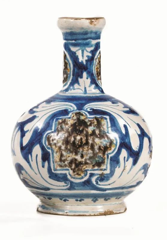 Bottiglia (Carrabuni), Caltagirone, secOLO XVIII  - Auction IMPORTANT EUROPEAN FURNITURE AND WORKS OF ART - Pandolfini Casa d'Aste