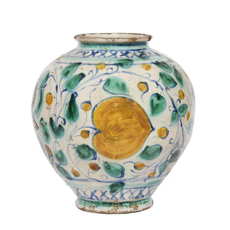 A JAR, CALTAGIRONE, 19TH CENTURY  - Auction ONLINE AUCTION | CERAMICA. MAIOLICHE E PORCELLANE DAL XVI AL XIX SECOLO - Pandolfini Casa d'Aste
