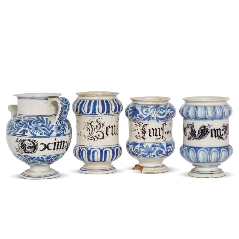 AN ASSORTMENT OF APOTHECARY VASES, NORTHERN ITALY, 18TH CENTURY  - Auction A COLLECTION OF MAJOLICA APOTHECARY VASES - Pandolfini Casa d'Aste