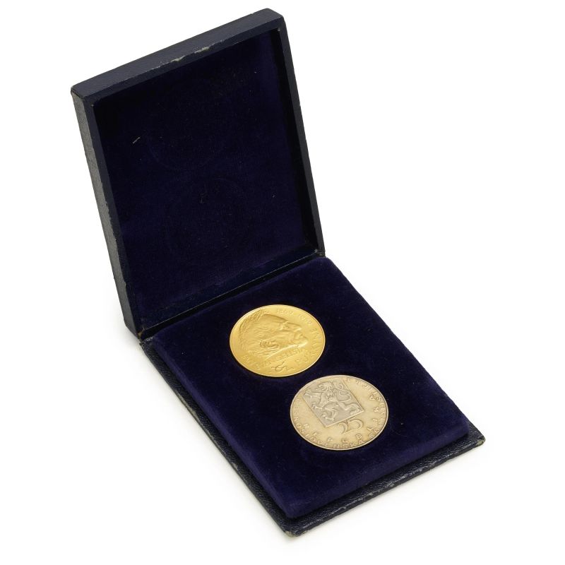 



Repubblica Socialista di Cecoslovacchia (1960-1990) &ndash; Medaglia in oro e 25 Corone in argento celebrative di Evangelista Purkyne &ndash; Zecca: Kremnitz  - Asta NUMISMATICA - Pandolfini Casa d'Aste