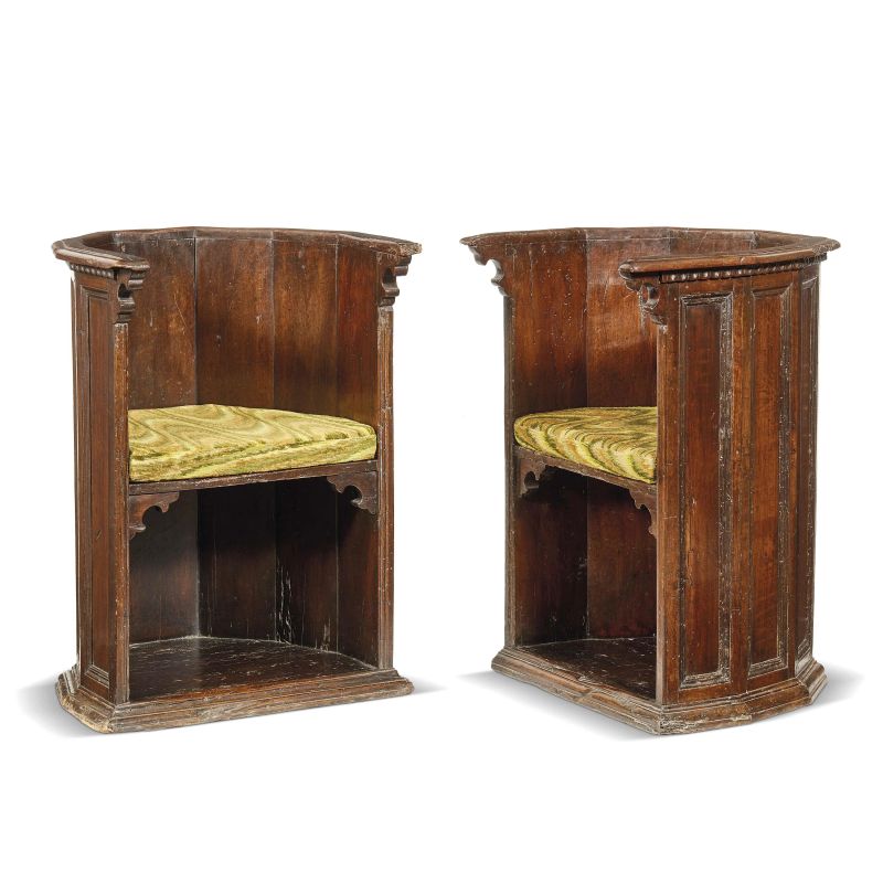 A PAIR OF FLORENTINE CHAIRS, 16TH CENTURY  - Auction FURNITURE AND WORKS OF ART FROM PRIVATE COLLECTIONS - Pandolfini Casa d'Aste