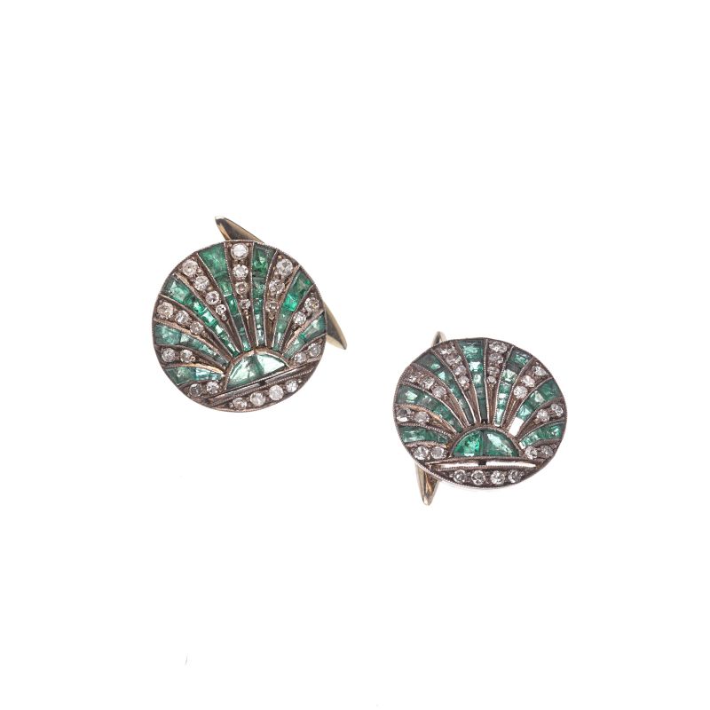 



EMERALD AND DIAMOND ROUND CUFFLINKS IN SILVER AND GOLD  - Auction JEWELS - Pandolfini Casa d'Aste