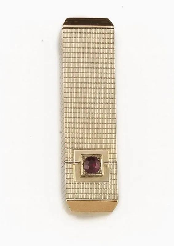 PORTA ROSSETTO, ANNI '40, IN ORO GIALLO E RUBINO  - Auction Fine Jewels and Watches - Pandolfini Casa d'Aste