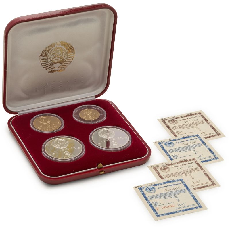 



Russia &ndash; Periodo Sovietico (1917-1991) &ndash; Proof Set 1991 (3 Rubli in argento (2), 50 e 100 Rubli in oro)  - Auction NUMISMATICS - Pandolfini Casa d'Aste