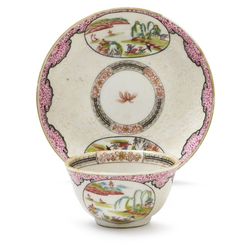 



&quot;MANDARIN&quot; CUP AND SAUCER WITH BROCADE BORDERS, CHINA, QING DYNASTY, 18TH CENTURY  - Auction Asian Art | 东方艺术 - Pandolfini Casa d'Aste