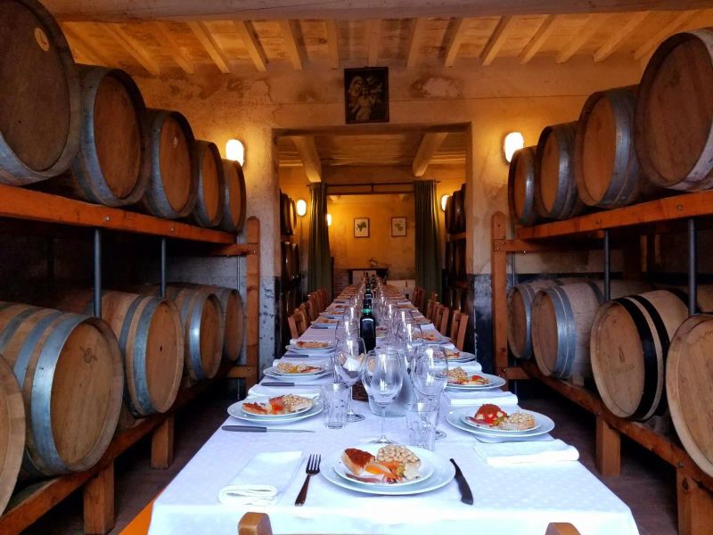 Mannucci Droandi, Montevarchi (AR)  - Asta The Fine Art of Wine: A Grand Tour - Pandolfini per Friends of Florence - Pandolfini Casa d'Aste