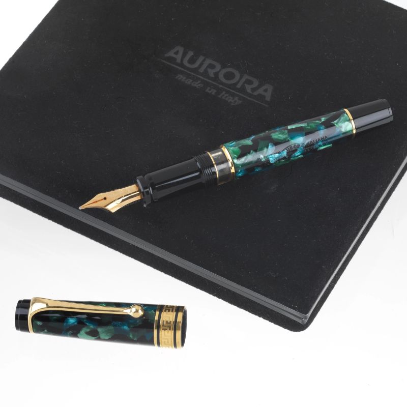 AURORA OPTIMA MARBLED GREEN FOUNTAIN PEN  - Auction TIMED AUCTION | WATCHES AND PENS - Pandolfini Casa d'Aste