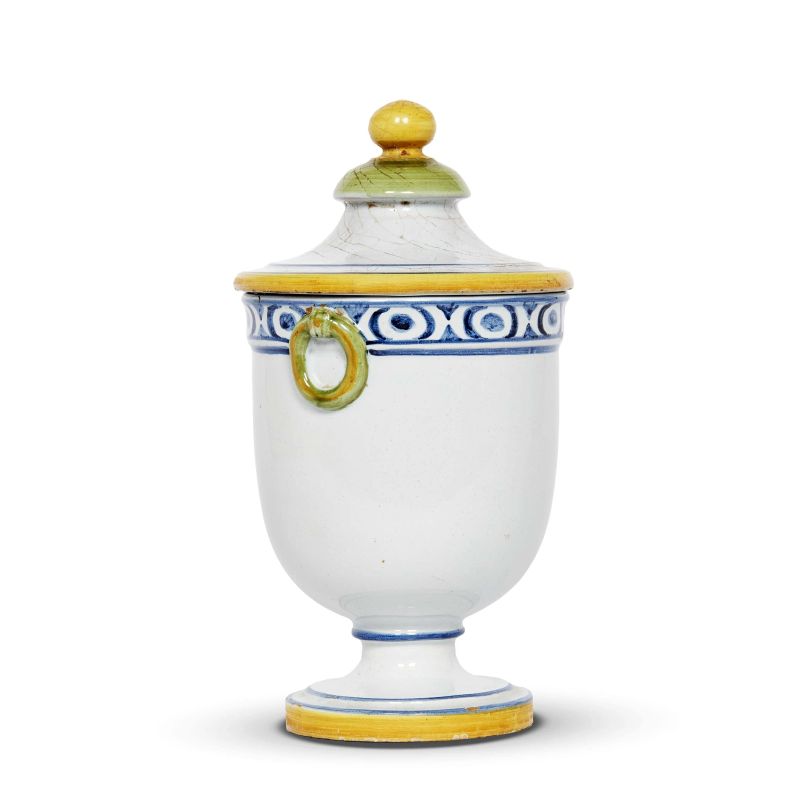 A JAR WITH LID, CENTRAL ITALY, LATE 18TH CENTURY  - Auction A COLLECTION OF MAJOLICA APOTHECARY VASES - Pandolfini Casa d'Aste