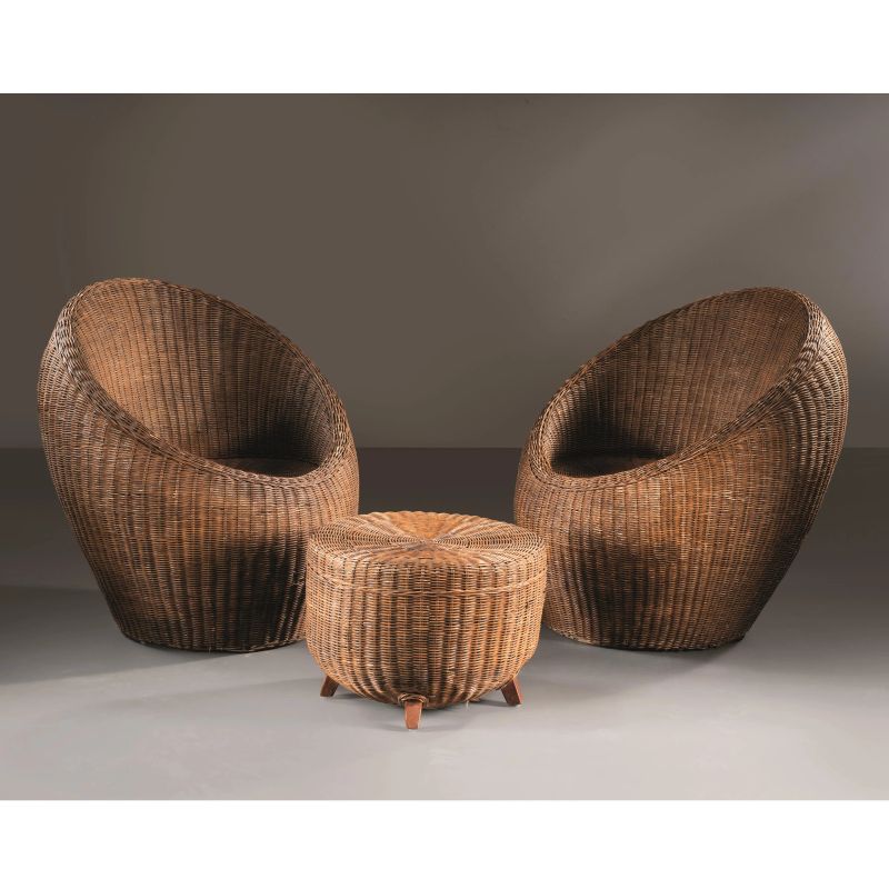 



TWO ARMCHAIRS AND A POUF   - Auction DESIGN AND DECORATIVE ARTS - Pandolfini Casa d'Aste