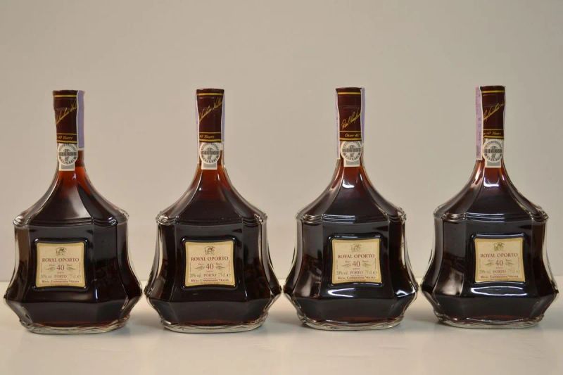 Real Companhia Velha Royal Oporto Over 40 Year Old Tawny Port  - Auction finest and rarest wines - Pandolfini Casa d'Aste