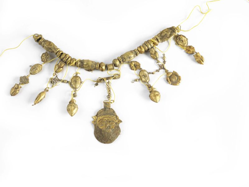 COLLANA IN ORO DI GUSTO ARCHEOLOGICO  - Auction JEWELS, WATCHES AND SILVER - Pandolfini Casa d'Aste