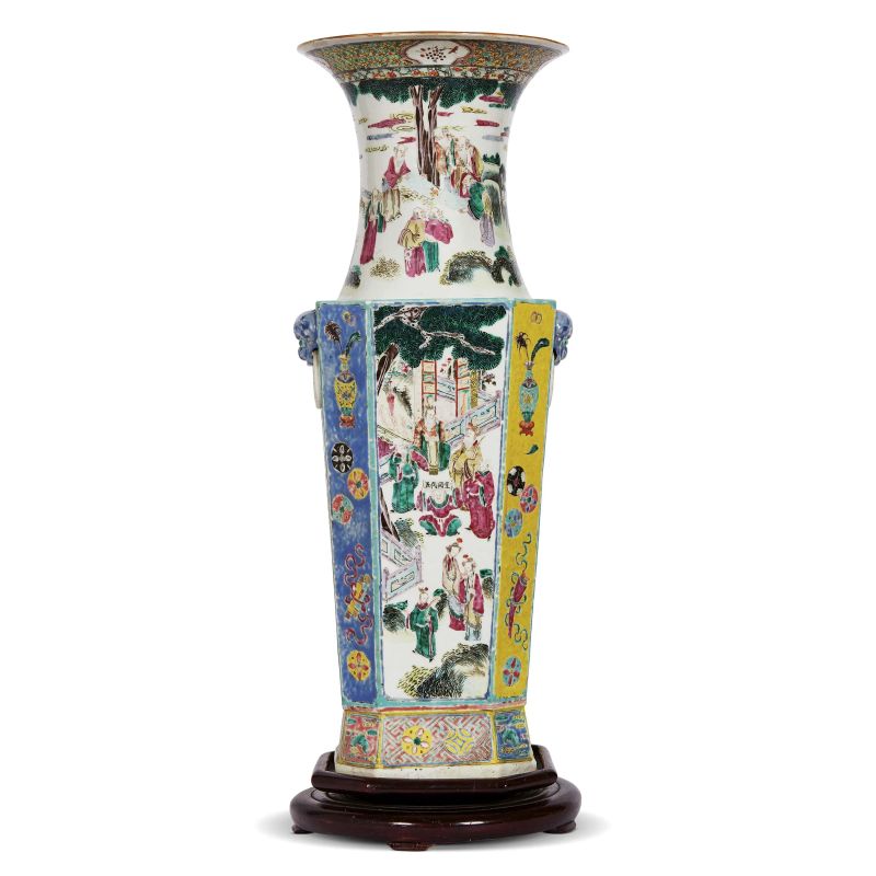 A VASE, CHINA, QING DYNASTY, 19TH CENTURY  - Auction Asian Art | &#19996;&#26041;&#33402;&#26415; - Pandolfini Casa d'Aste