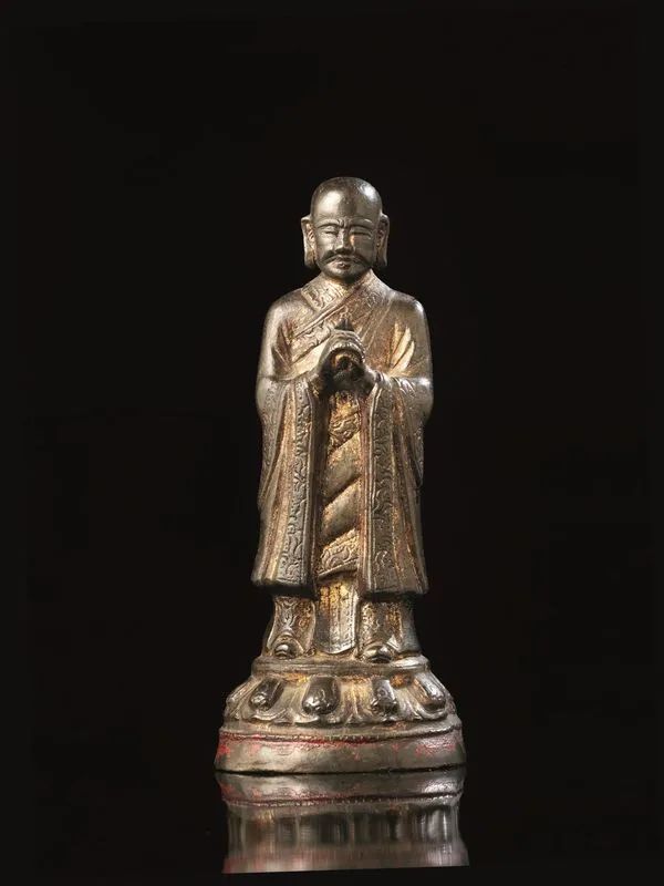 FIGURA DI MONACO, CINA, TARDA DINASTIA MING  - Auction Asian Art - Pandolfini Casa d'Aste