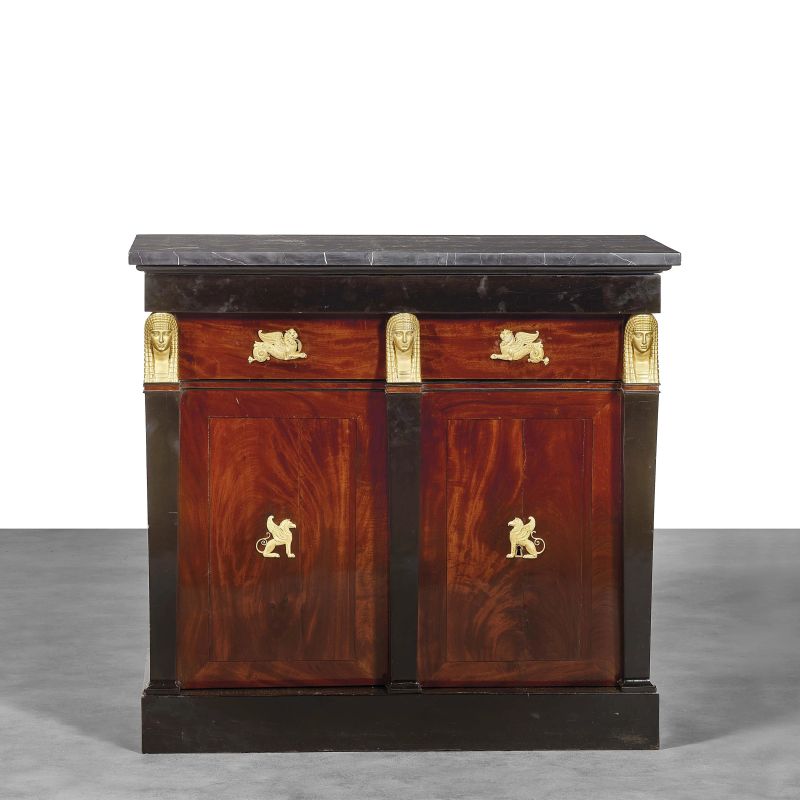 A COMMODE &Agrave; VANTAUX, FRANCE, 19TH CENTURY  - Auction International fine art - Pandolfini Casa d'Aste