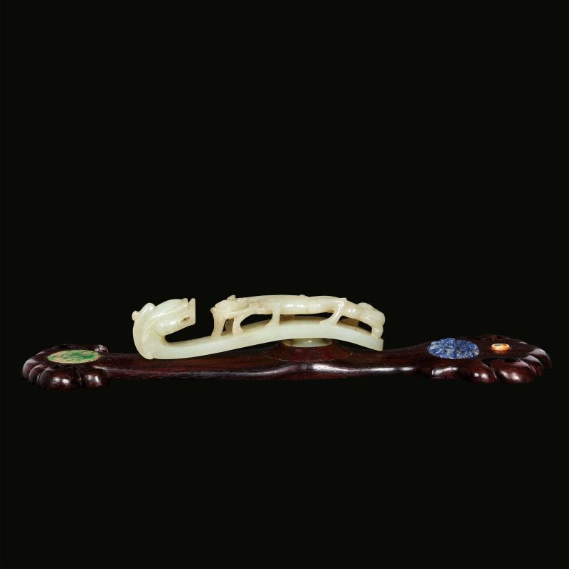 



JADE-INSET SCEPTRE, CHINA, QING DYNASTY, 19TH CENTURY  - Auction Asian Art | 东方艺术 - Pandolfini Casa d'Aste