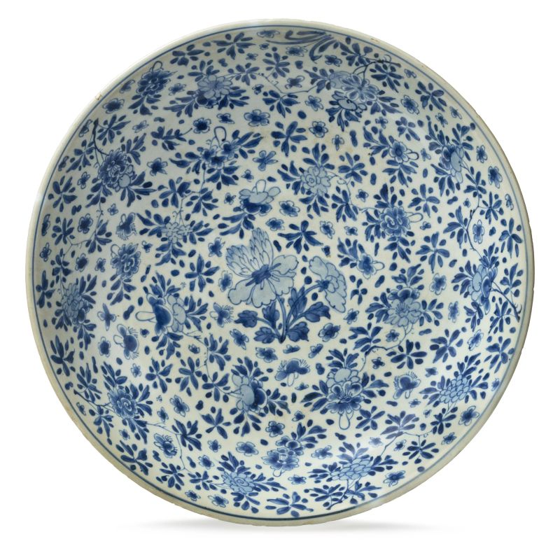 



A BLUE AND WHITE PORCELAIN PLATE, CHINA, QING DYNASTY, SEC. XVIII  - Auction Asian Art | 东方艺术 - Pandolfini Casa d'Aste