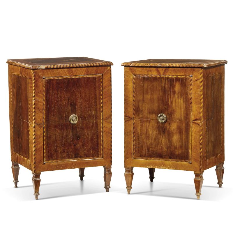 



A PAIR OF SIENESE BEDSIDE CABINETS, LATE 18TH CENTURY  - Auction FURNITURE, MAJOLICA AND WORKS OF ART - Pandolfini Casa d'Aste