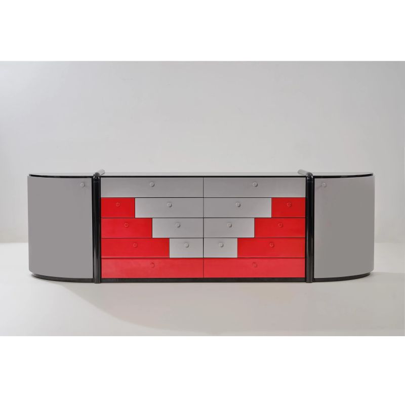 



BLACK, GRAY AND RED LACQUERED WOODEN SIDEBOARD  - Auction SPOTLIGHT DESIGN - Pandolfini Casa d'Aste