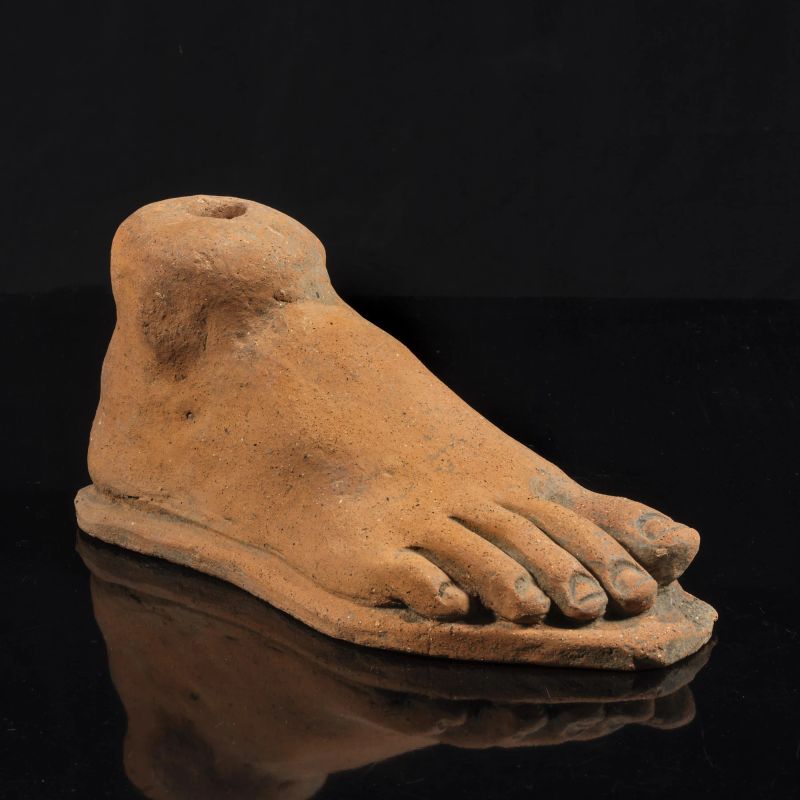 



PIEDE VOTIVO  - Asta ARCHEOLOGIA - Pandolfini Casa d'Aste