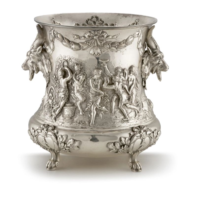 A SILVER CUP, 20TH CENTURY  - Auction Italian and european silvers - Pandolfini Casa d'Aste