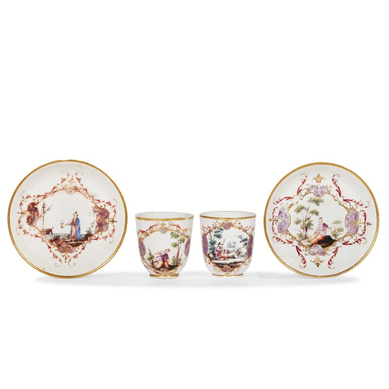 A PAIR OF GINORI CUPS WITH SAUCER, DOCCIA, CIRCA 1760  - Auction ONLINE AUCTION | COLLECTABLE CUPS - Pandolfini Casa d'Aste