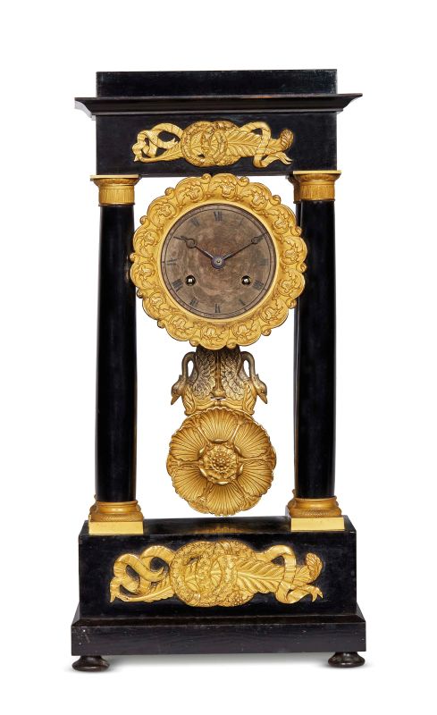      OROLOGIO A PORTICO, FRANCIA, SECOLO XIX   - Auction Online Auction | Furniture, Works of Art and Paintings from Veneta propriety - Pandolfini Casa d'Aste