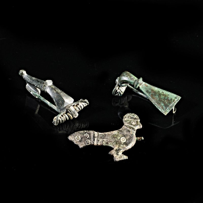 



GRUPPO DI FIBULE  - Auction ARCHAEOLOGY - Pandolfini Casa d'Aste