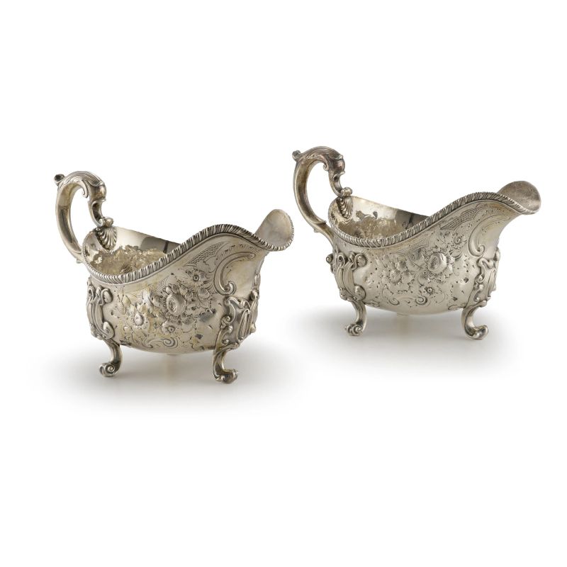   PAIR OF STERLING SILVER SAUCE BOAT, LONDON, 1819, MARK OF PAUL STORR  - Auction Italian and european silvers - Pandolfini Casa d'Aste