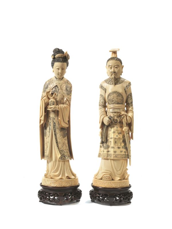 DUE FIGURE, CINA, DINASTIA QING, FINE SEC. XIX  - Asta Arte Orientale - Pandolfini Casa d'Aste