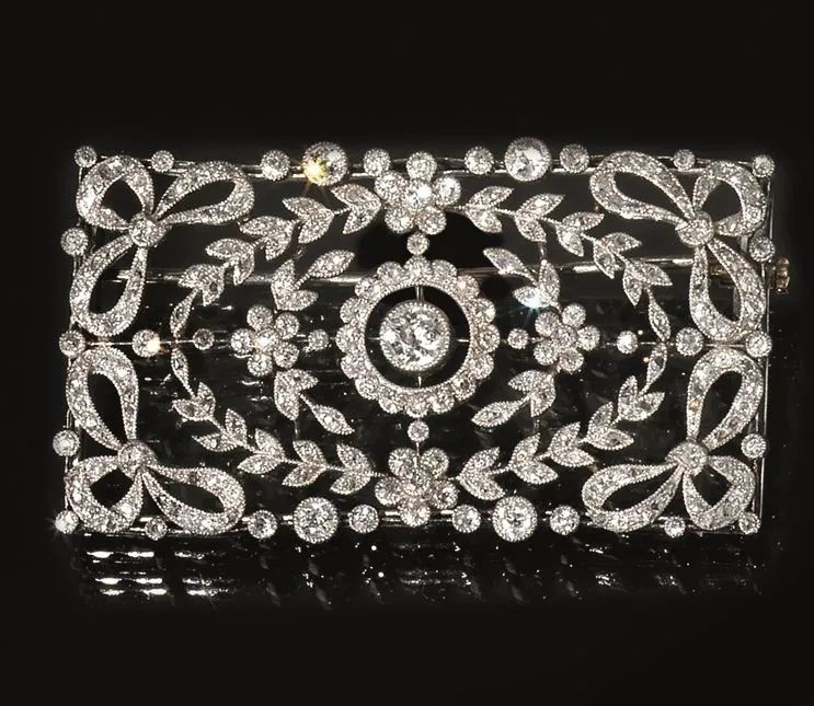Spilla, inizi sec. XX, in oro bianco e diamanti  - Auction Important Jewels and Watches - I - Pandolfini Casa d'Aste