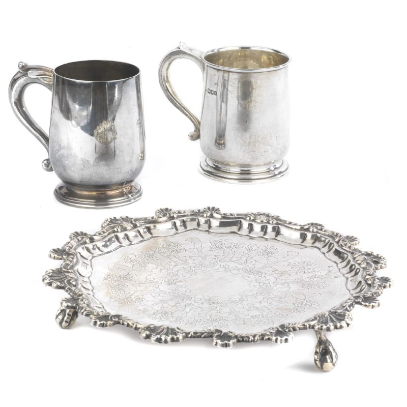 A SILVER PLATED METAL SALVER, 19TH CENTURY; A SILVER JUG, LONDON, 1945 AND OTHER EPNS JUG, BEGINNING OF 20TH CENTURY  - Auction TIME AUCTION| SILVER - Pandolfini Casa d'Aste