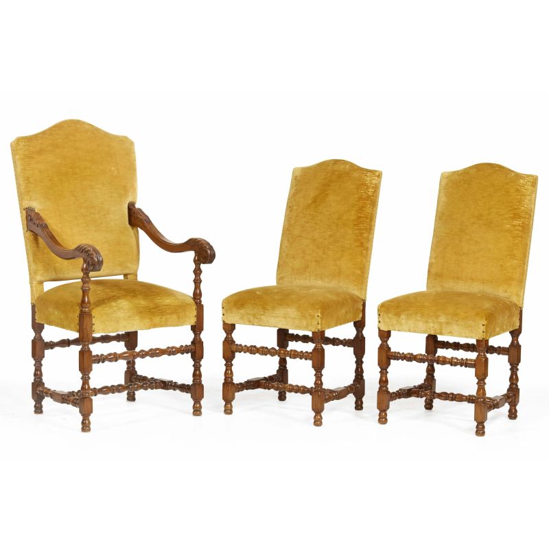 A PAIR OF CHAIRS AND AN ARMCHAIR, TUSCAN 17TH CENTURY STYLE  - Auction ONLINE AUCTION | ARREDARE CON STILE. MOBILI E OGGETTI D'ARTE - Pandolfini Casa d'Aste