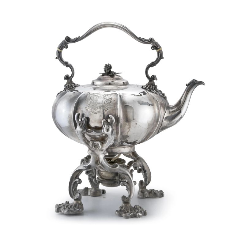 A STERLING SILVER SAMOVAR, LONDON, 1837 MARKS OF STORR & MORTIMER  - Auction Italian and european silvers - Pandolfini Casa d'Aste