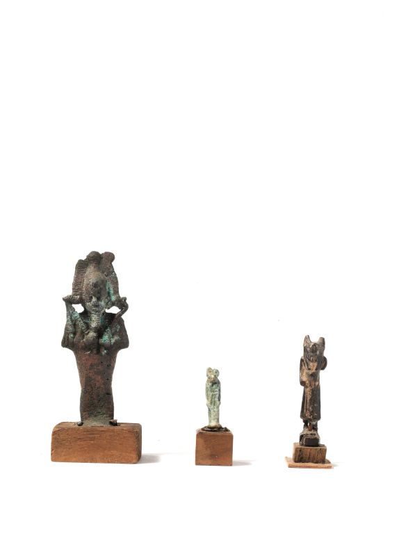 OSIRIDE E DUE ANUBI  - Auction antiquities - Pandolfini Casa d'Aste