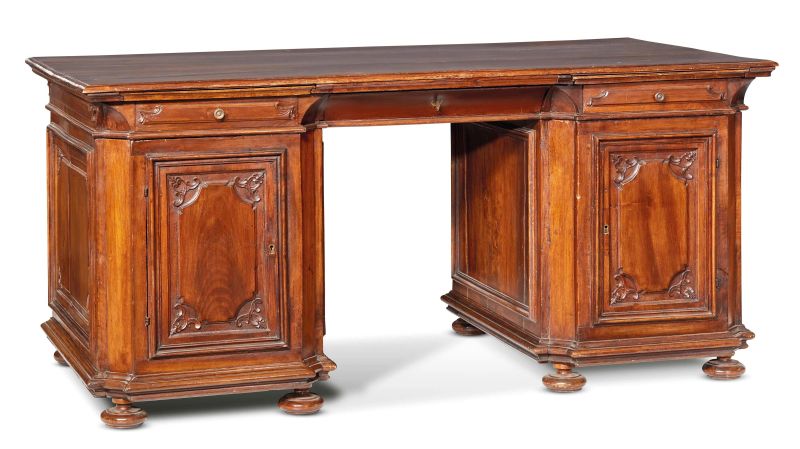      SCRIVANIA, PIEMONTE, SECOLO XVIII   - Auction Online Auction | Furniture and Works of Art from private collections and from a Veneto property - part three - Pandolfini Casa d'Aste