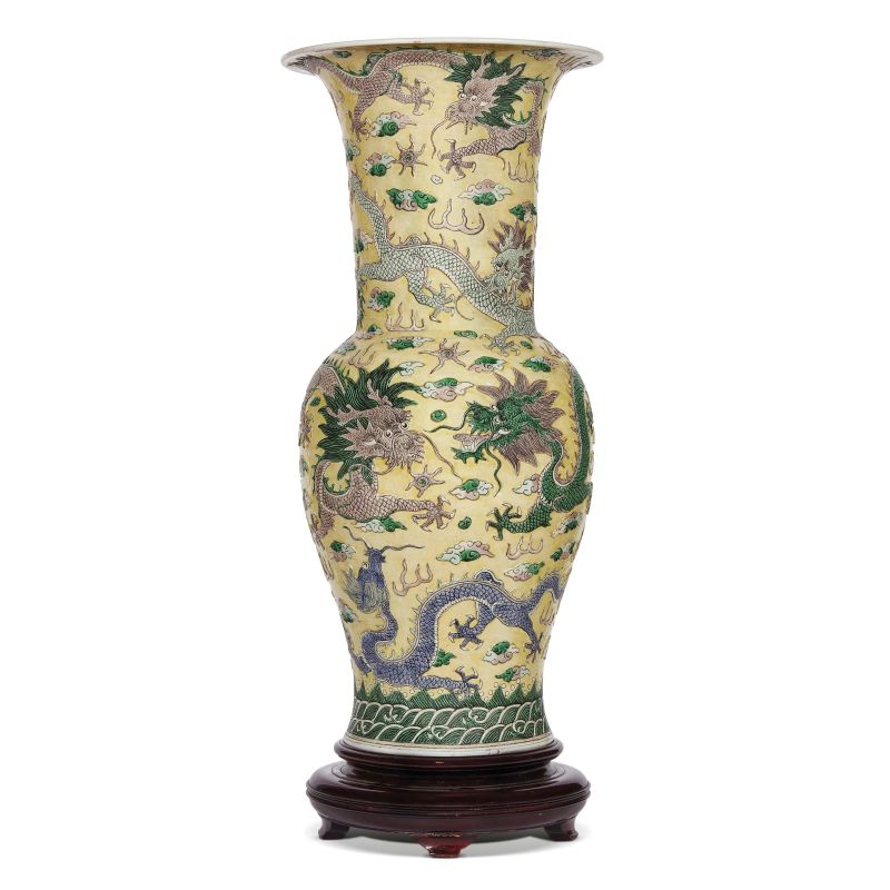 A VASE, CHINA, QING DYNASTY, 19TH CENTURY  - Auction Asian Art - Pandolfini Casa d'Aste
