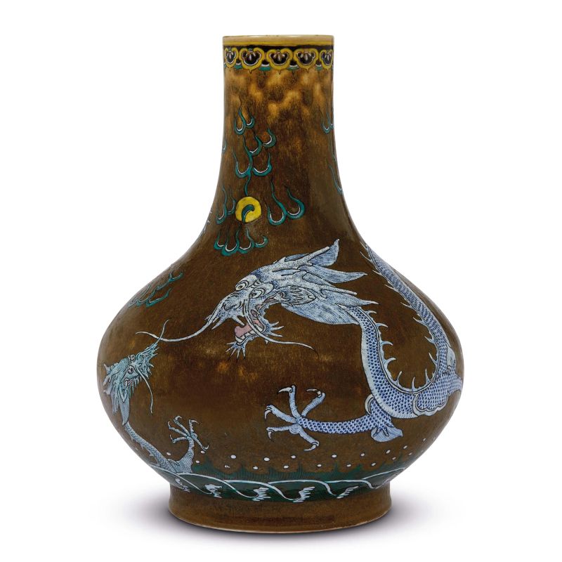



VASE, CHINA, QING DYNASTY, LATE 19TH CENTURY  - Auction Asian Art | 东方艺术 - Pandolfini Casa d'Aste