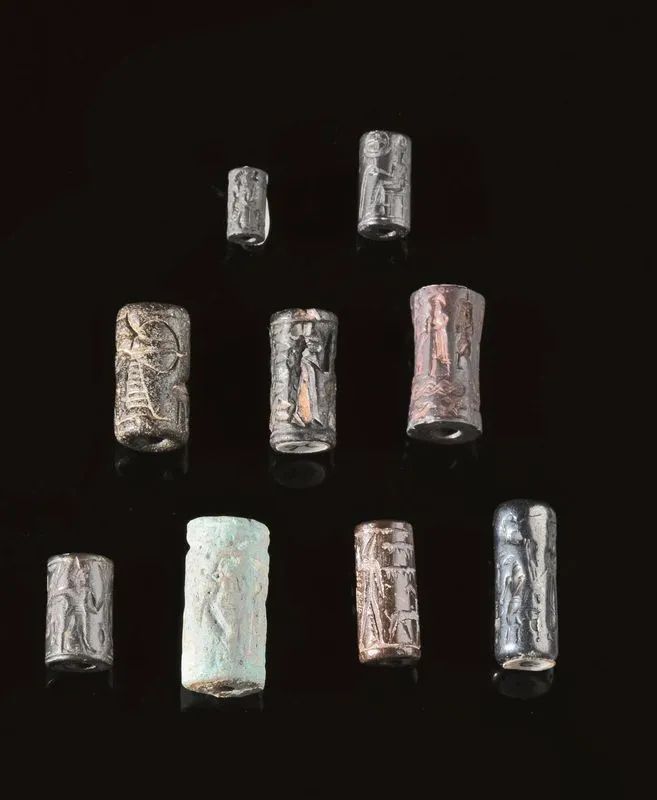 Nove sigilli cilindrici&nbsp;&nbsp;&nbsp;&nbsp;&nbsp;&nbsp;&nbsp;&nbsp;&nbsp;&nbsp;&nbsp;&nbsp;&nbsp;&nbsp;&nbsp;&nbsp;&nbsp;&nbsp;&nbsp;&nbsp;&nbsp;&nbsp;&nbsp;&nbsp;&nbsp;&nbsp;&nbsp;&nbsp;&nbsp;&nbsp;&nbsp;&nbsp;&nbsp;&nbsp;&nbsp;&nbsp;&nbsp;&nbsp;&nbsp;&nbsp;&nbsp;&nbsp;&nbsp;&nbsp;&nbsp;&nbsp;&nbsp;&nbsp;&nbsp;&nbsp;&nbsp;  - Auction Antiquities - Pandolfini Casa d'Aste