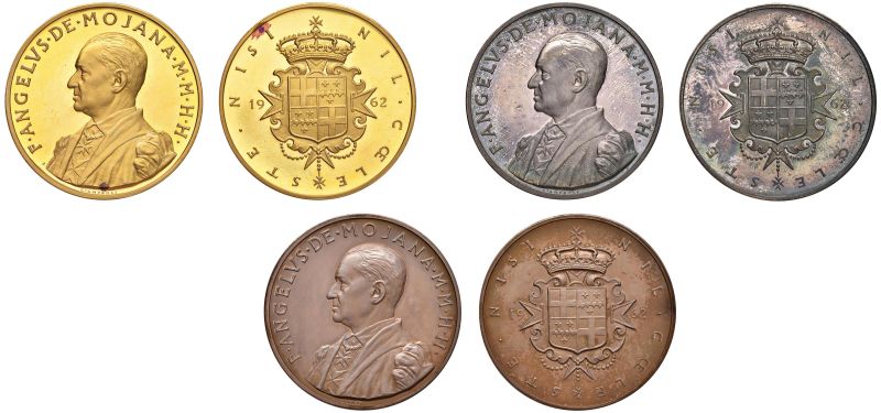 MALTA, SOVRANO MILITARE ORDINE DEI CAVALIERI DI MALTA, GRAN MAESTRO ANGELO DE MOJANA DI COLOGNA (1962-1988), TRITTICO DI MEDAGLIE IN ORO, ARGENTO E RAME 1962  - Auction Coins and Medals - Pandolfini Casa d'Aste