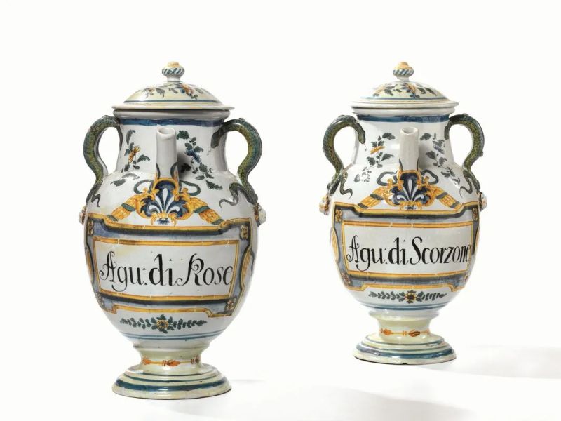 DUE GRANDI ORCIOLI, PESARO, FINE DEL SECOLO XVIII - INIZI DEL SECOLO XIX  - Auction IMPORTANT EUROPEAN FURNITURE AND WORKS OF ART - Pandolfini Casa d'Aste